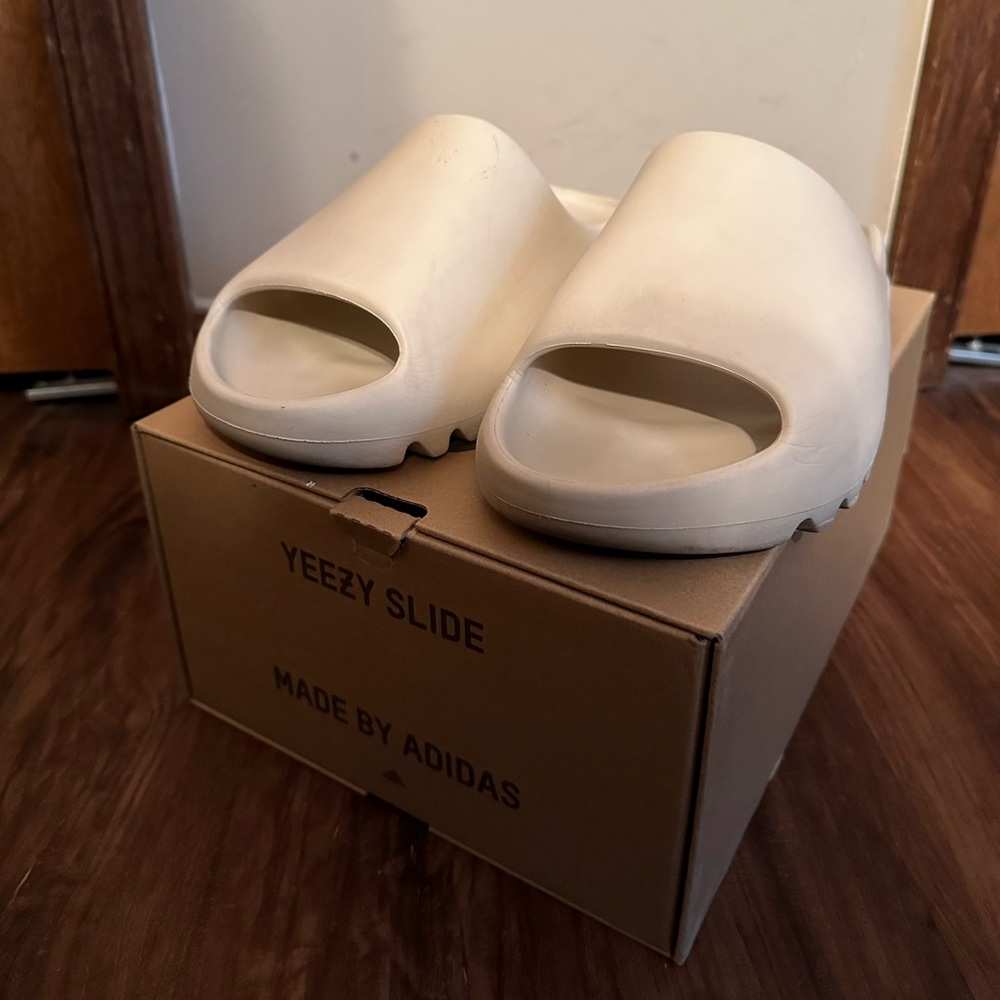 Yeezy Slides